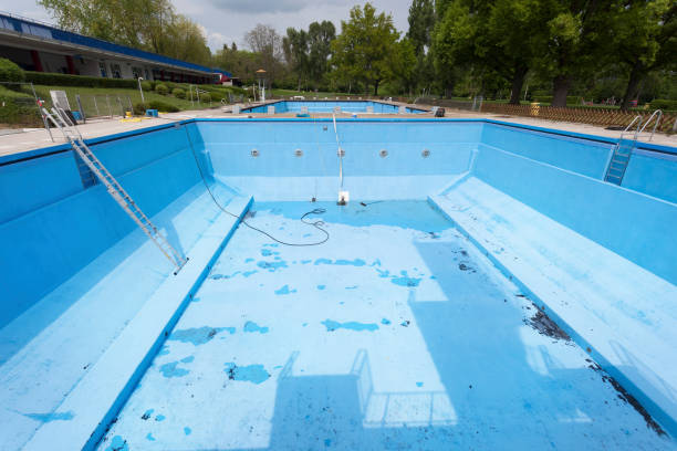 Best Water damage contractors near me  in Indian Lake, MO